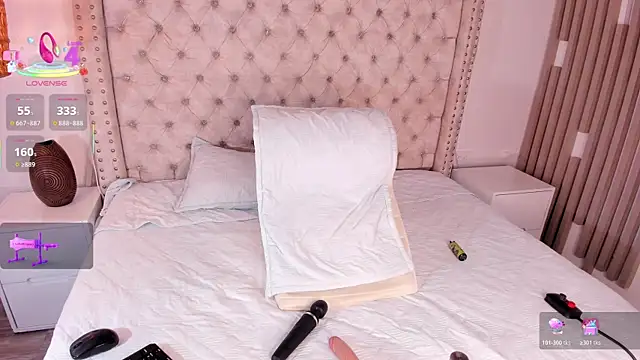 Maya Bluee online show from February 10, 4:00 am