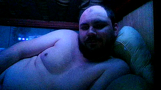 Snapshot of ZARRENAAR3 chatting on February 4, 3:15 pm ZARRENAAR3 online show from February 4, 3:15 pm