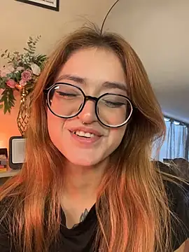 SweetJennaa online show from June 26, 10:59 pm