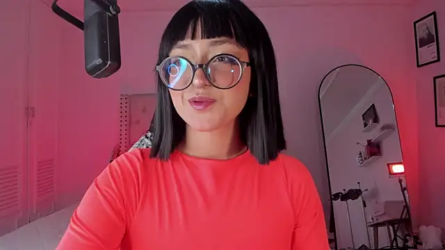 Snapshot of SweetJennaa chatting on October 30, 10:17 pm SweetJennaa online show from October 30, 10:17 pm