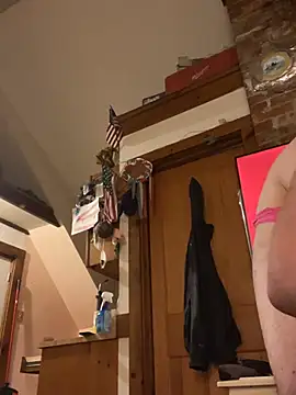 Snapshot of Tweakedcrev69 chatting on July 19, 7:28 am Tweakedcrev69 online show from July 19, 7:28 am