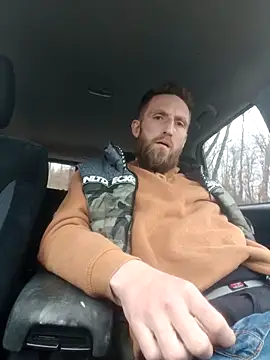 Snapshot of otterlover123 chatting on March 22, 3:42 pm otterlover123 online show from March 22, 3:42 pm