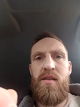 Snapshot of otterlover123 chatting on March 7, 9:59 pm otterlover123 online show from March 7, 9:59 pm