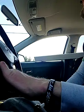 Snapshot of otterlover123 chatting on March 14, 7:23 pm otterlover123 online show from March 14, 7:23 pm