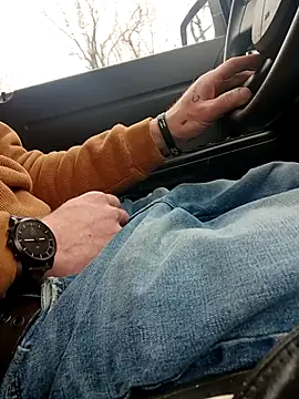 Snapshot of otterlover123 chatting on February 27, 6:09 pm otterlover123 online show from February 27, 6:09 pm