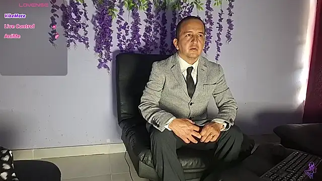 yazfore2 online show from June 4, 2:44 pm