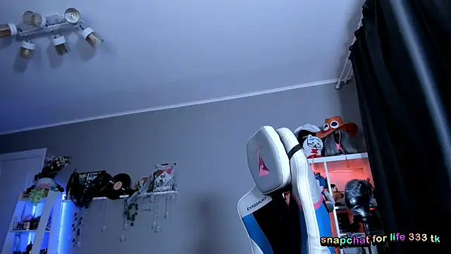 Snapshot of Viv_Player chatting on November 28, 5:40 am Viv Player online show from November 28, 5:40 am