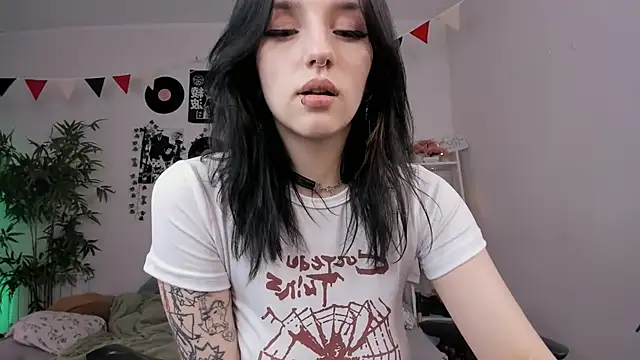 Viv Player online show from February 8, 7:37 am