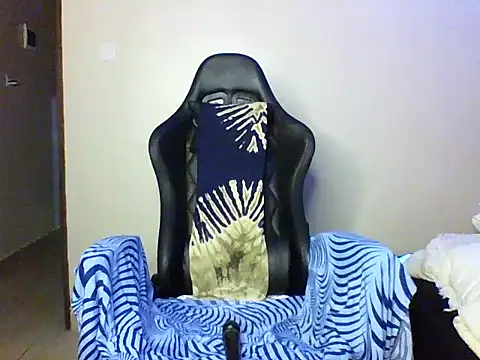 Candii wet  online show from October 28, 7:24 pm