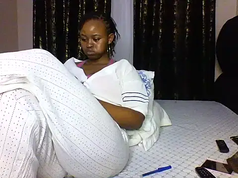 Candii wet  online show from January 14, 9:40 pm