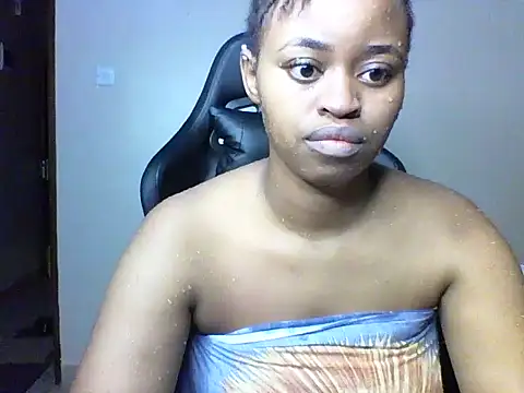 Candii wet  online show from February 12, 12:43 am