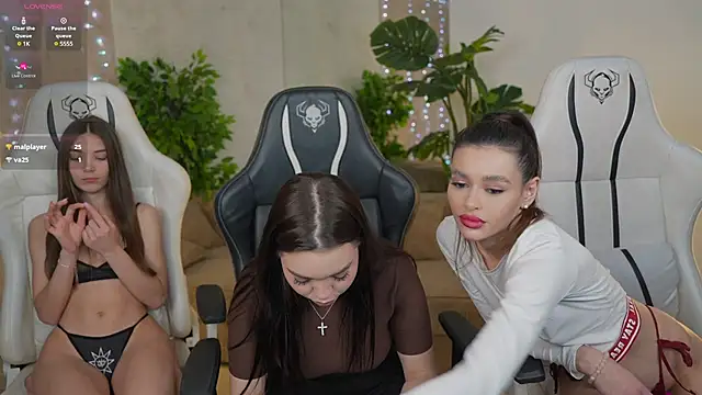 Gabriella054 online show from February 5, 11:55 am