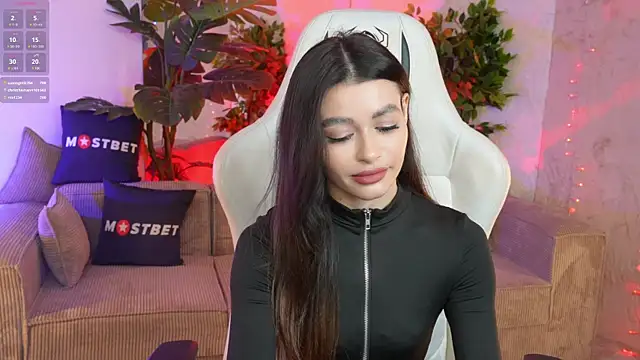 Gabriella054 online show from December 5, 7:54 am