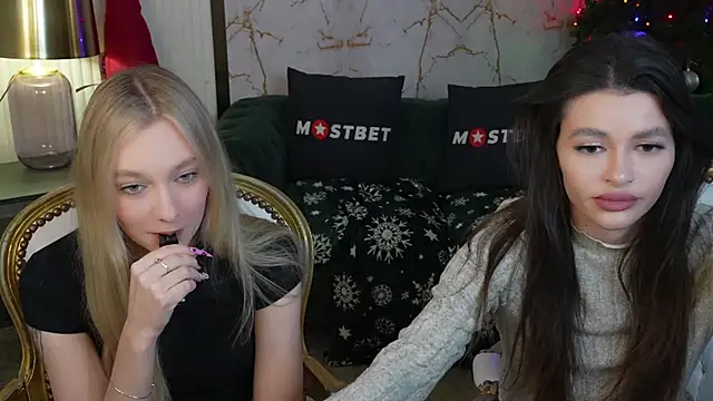 Gabriella054 online show from January 8, 7:45 am