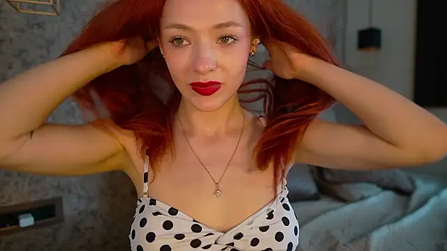 MiaRouge online show from May 23, 10:47 am