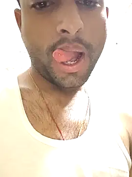 PRIYANHUxh online show from April 5, 3:46 am