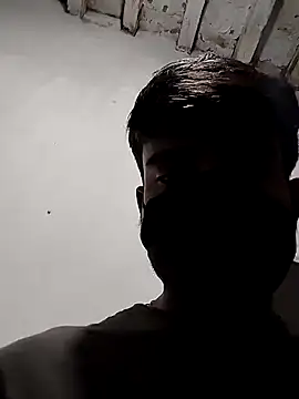 PRIYANHUxh online show from March 18, 8:43 pm