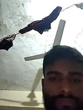 PRIYANHUxh online show from December 18, 4:39 am