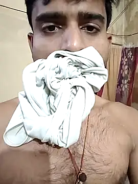PRIYANHUxh online show from April 3, 7:04 am
