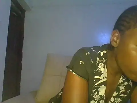 Candykitten online show from March 12, 5:13 am