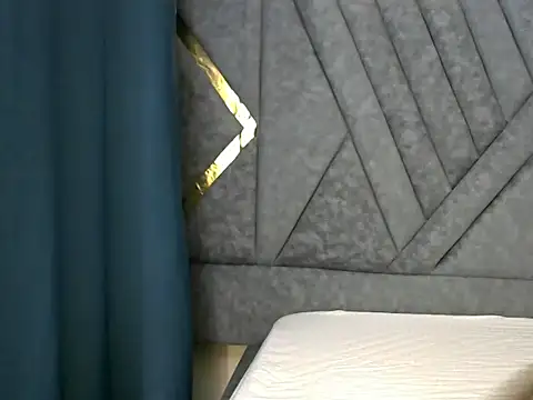 vannessa online show from December 20, 7:50 pm