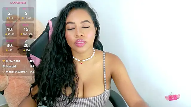 Snapshot of Abby_tits chatting on February 26, 9:31 pm Abby tits online show from February 26, 9:31 pm