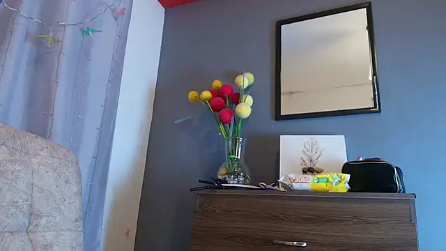 jade brunnette online show from February 13, 8:20 pm