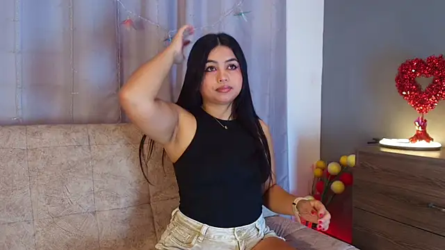 jade brunnette online show from February 15, 8:08 pm