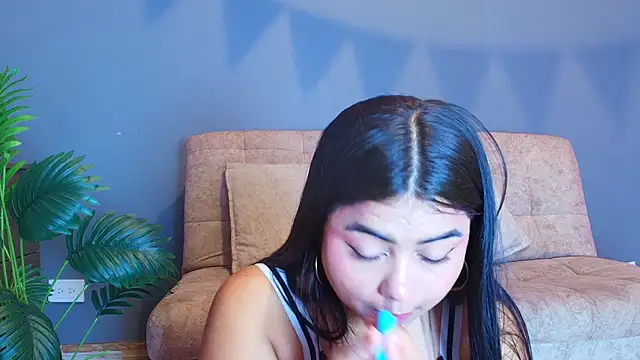 jade brunnette online show from July 2, 8:26 pm