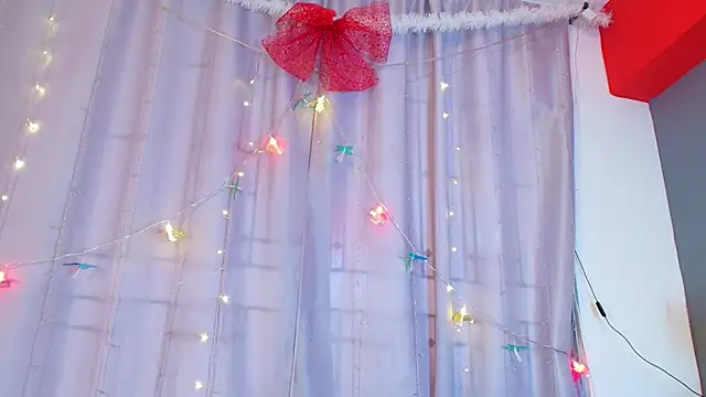 jade brunnette online show from January 7, 8:14 pm