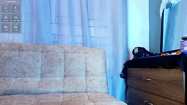 jade brunnette online show from October 30, 8:06 pm