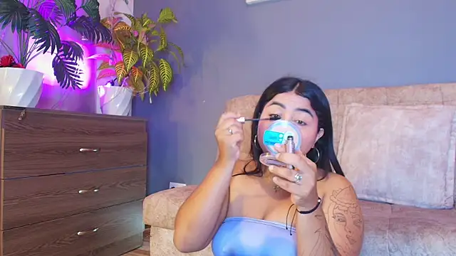 jade brunnette online show from June 6, 9:31 pm