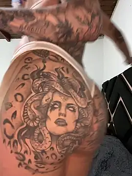 Zaratattoox online show from April 14, 8:30 am
