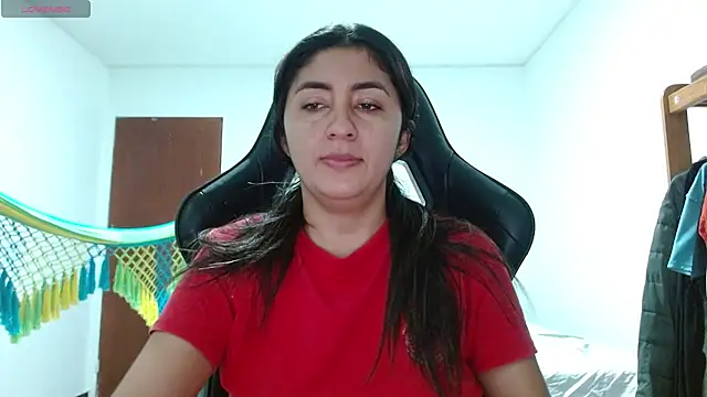 Snapshot of danna_peterson1 chatting on July 9, 7:46 pm danna peterson1 online show from July 9, 7:46 pm