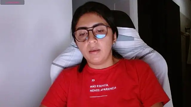 Snapshot of danna_peterson1 chatting on January 23, 9:07 pm danna peterson1 online show from January 23, 9:07 pm