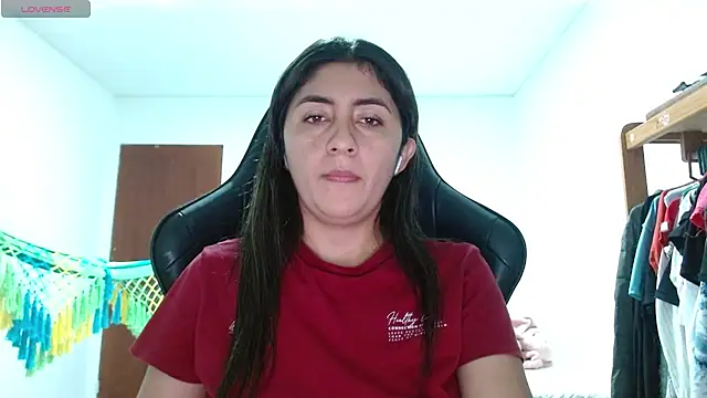 Snapshot of danna_peterson1 chatting on July 11, 9:37 pm danna peterson1 online show from July 11, 9:37 pm