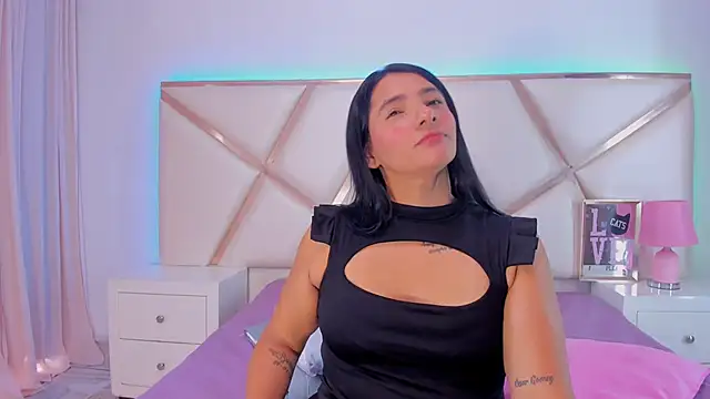 DashaFoxxx online show from October 7, 1:45 pm