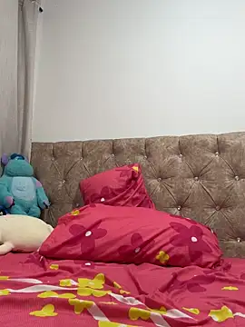 mia cooper 24 online show from February 6, 3:46 am