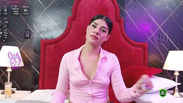 Snapshot of Maguy_Mistress chatting on March 4, 3:04 pm Maguy Mistress online show from March 4, 3:04 pm