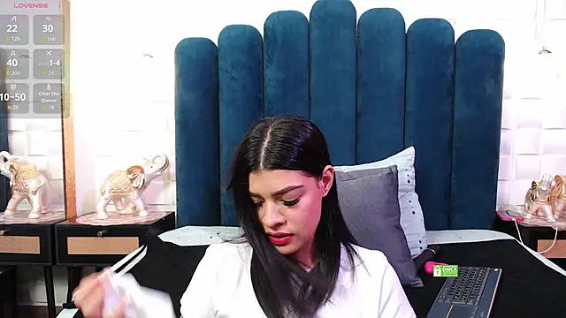 Snapshot of Maguy_Mistress chatting on September 17, 11:56 am Maguy Mistress online show from September 17, 11:56 am