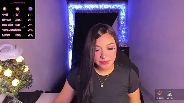 Snapshot of Mariana_Hasper_ chatting on January 5, 12:20 am Mariana Hasper online show from January 5, 12:20 am