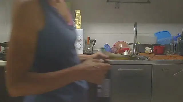 Snapshot of couplemilf2 chatting on July 1, 6:41 pm couplemilf2 online show from July 1, 6:41 pm
