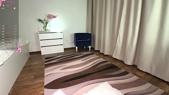 diaanona online show from May 18, 11:42 pm
