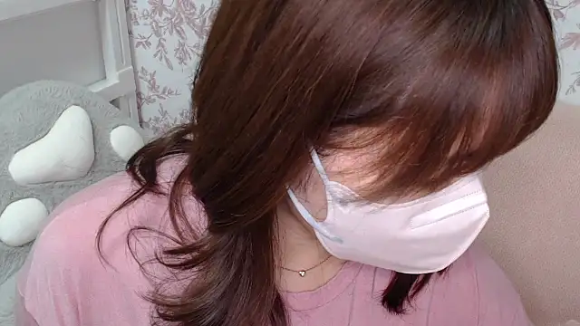 Snapshot of mei_hosina chatting on October 9, 4:07 pm mei hosina online show from October 9, 4:07 pm