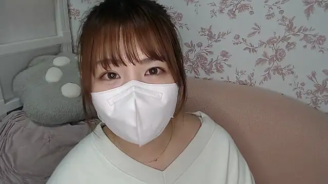 Snapshot of mei_hosina chatting on June 4, 3:06 pm mei hosina online show from June 4, 3:06 pm