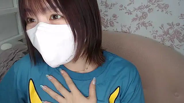 Snapshot of mei_hosina chatting on June 19, 4:02 pm mei hosina online show from June 19, 4:02 pm