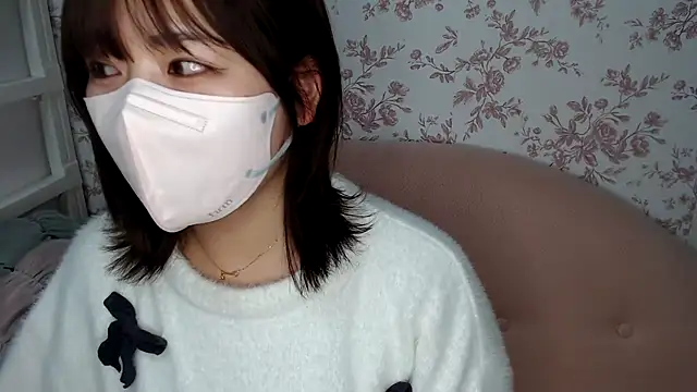 Snapshot of mei_hosina chatting on March 15, 3:59 pm mei hosina online show from March 15, 3:59 pm