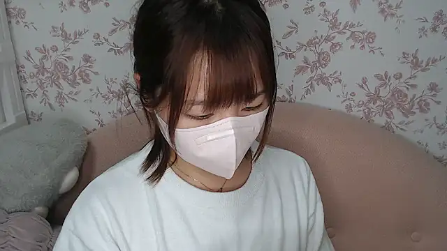 Snapshot of mei_hosina chatting on July 3, 3:51 pm mei hosina online show from July 3, 3:51 pm