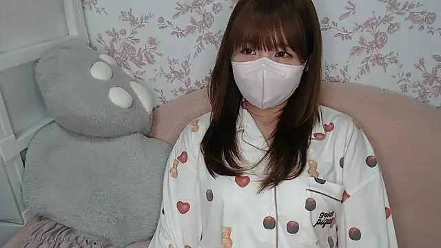 mei hosina online show from April 8, 3:35 pm