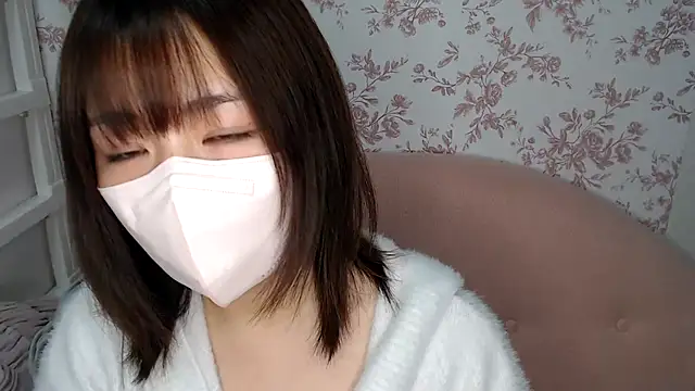 Snapshot of mei_hosina chatting on March 2, 3:19 pm mei hosina online show from March 2, 3:19 pm